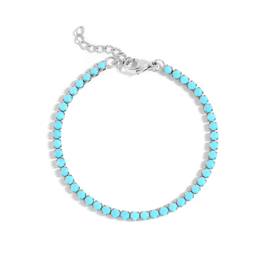 Turquoise beaded bracelet on a white background