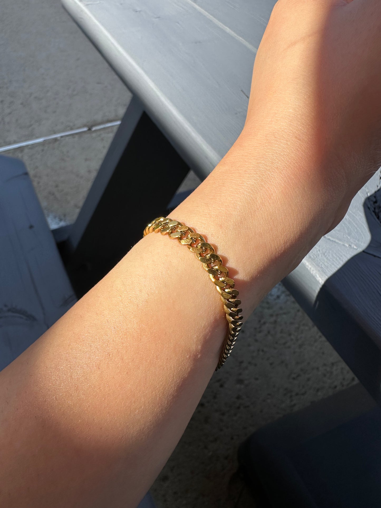 Diamond Cut Curb Chain Bracelet